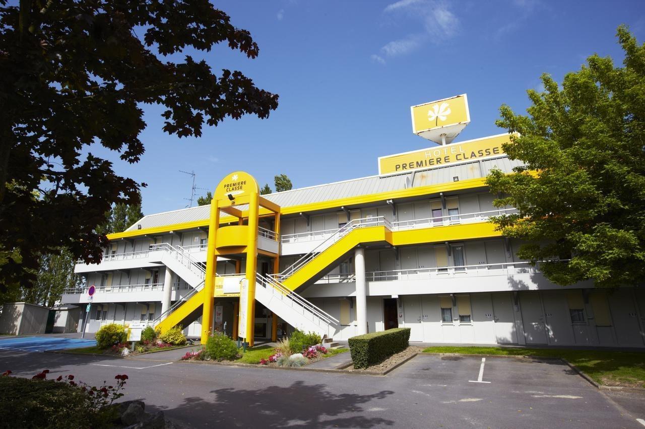 Premiere Classe Valenciennes Ouest Petite Foret Exteriör bild