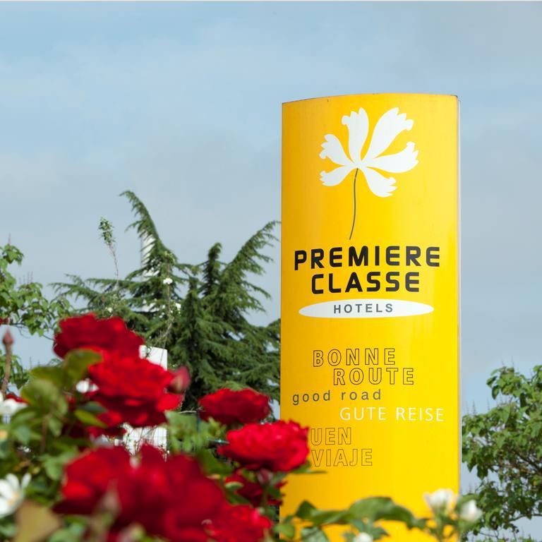 Premiere Classe Valenciennes Ouest Petite Foret Exteriör bild