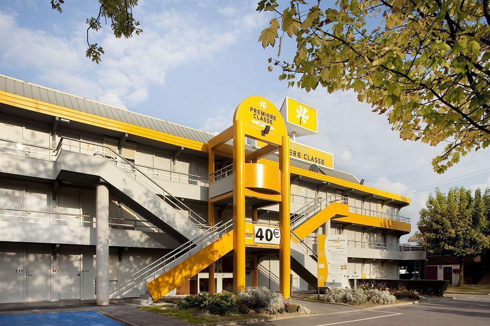 Premiere Classe Valenciennes Ouest Petite Foret Exteriör bild