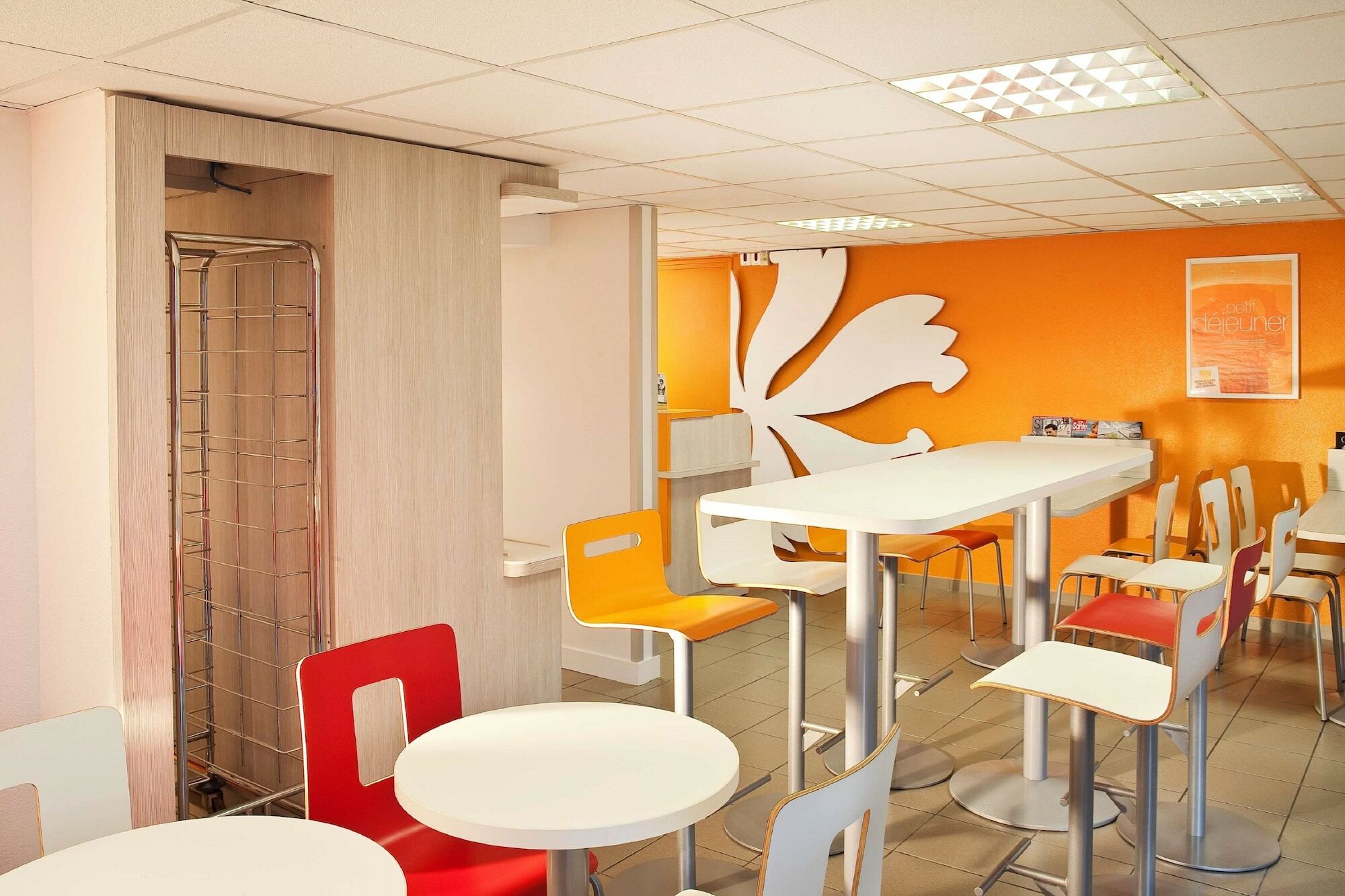 Premiere Classe Valenciennes Ouest Petite Foret Exteriör bild