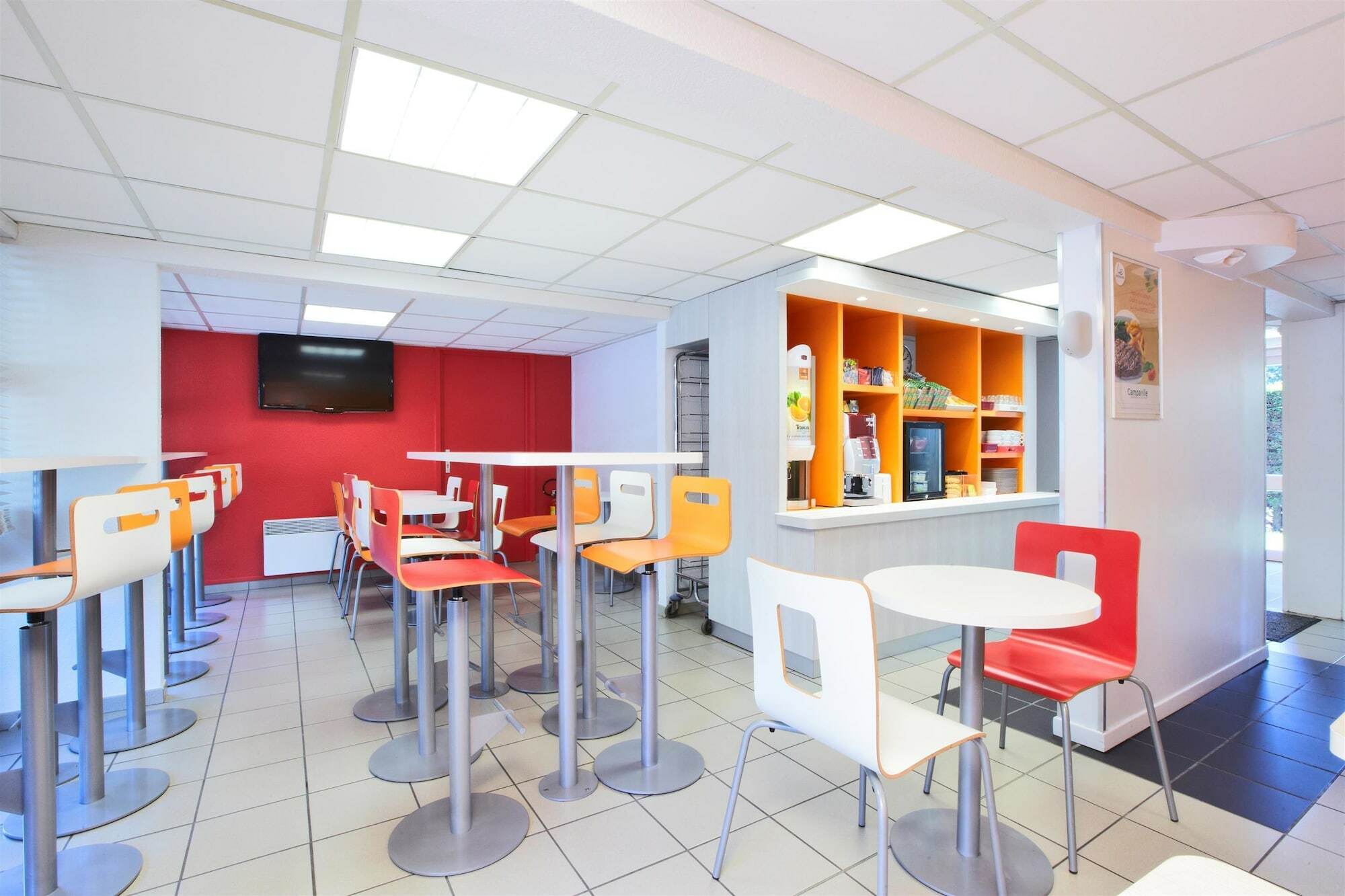 Premiere Classe Valenciennes Ouest Petite Foret Exteriör bild